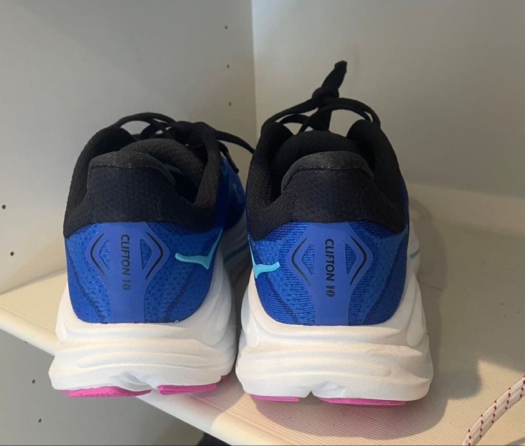 かなみら ［HOKA]ランニング靴クリフトン 10ブルー24.0cm