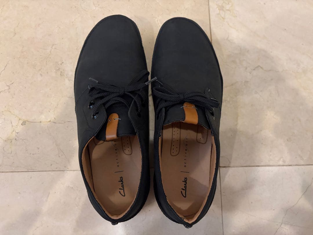 Clarks クラークス ACTIVEAIROaklandLace黒