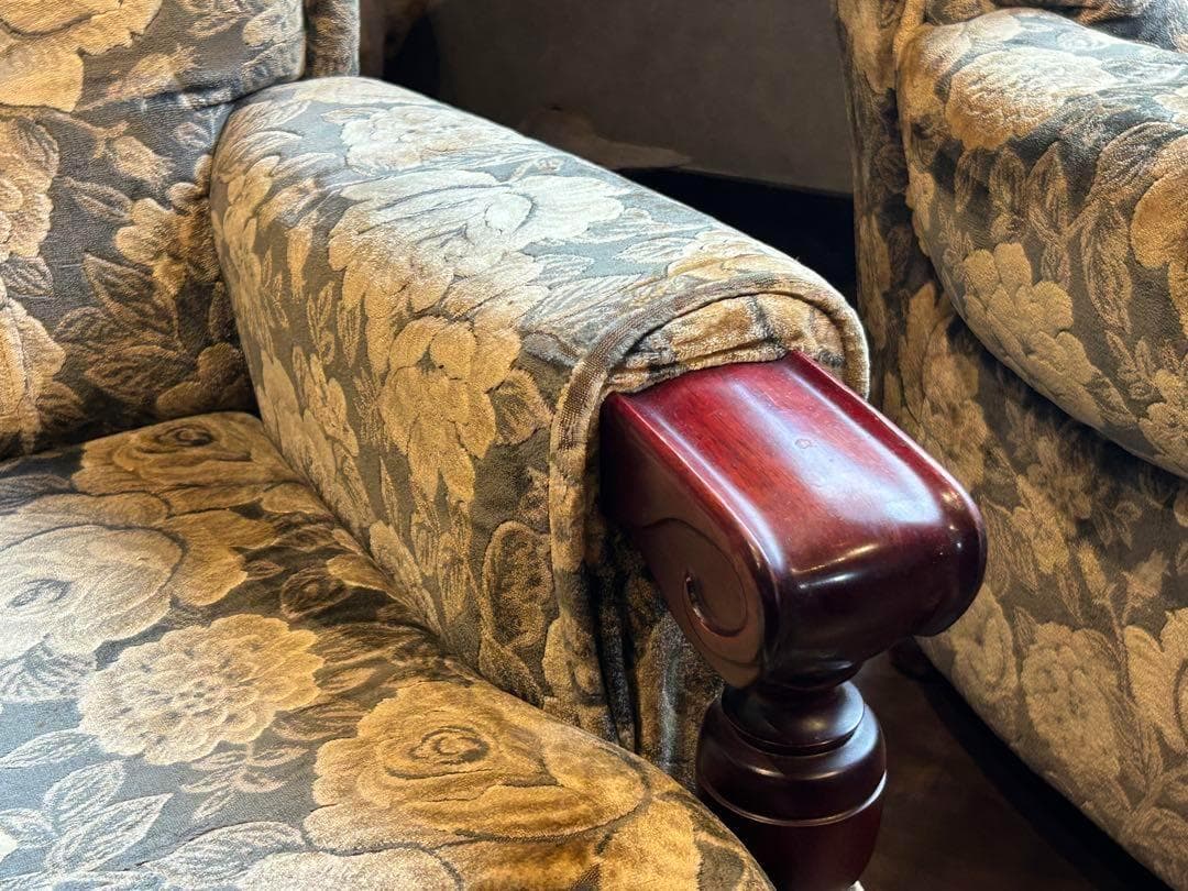 左側　金華山織　ベロア生地　ヴィンテージ　ソファ　アンティーク　レトロ　IZ