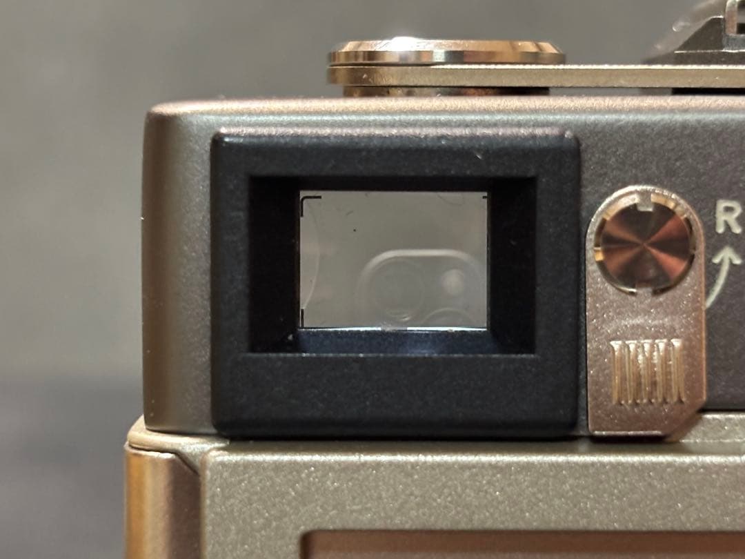 【美品】Rollei 35 Classic チタンフィルムカメラ　箱付き