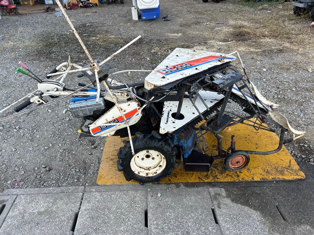 イセキ　コーンカッター　コーンハーベスタ コーン刈取機 RC100 動画あり