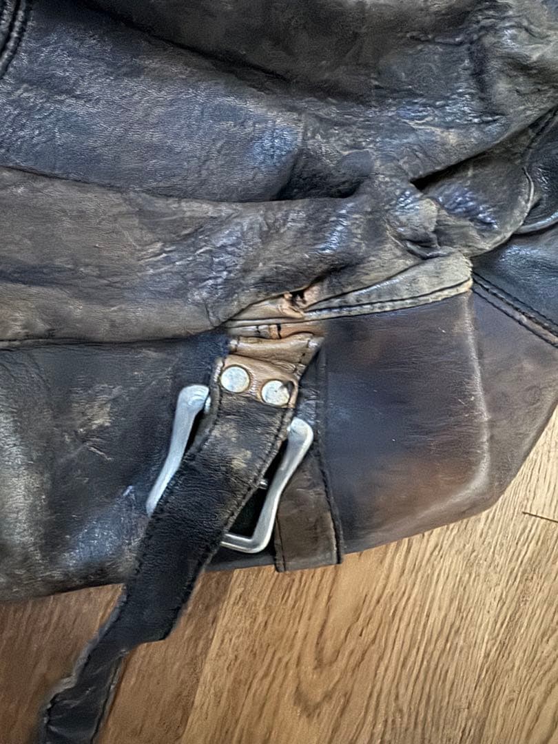 ダイエットブッチャースリムスキン　レザー メッセンジャーバッグ