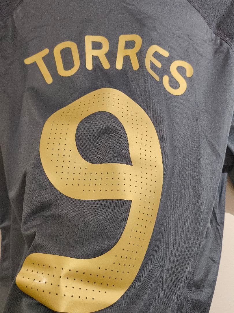 リバプール　ユニフォーム　トーレス 9番 シャツ