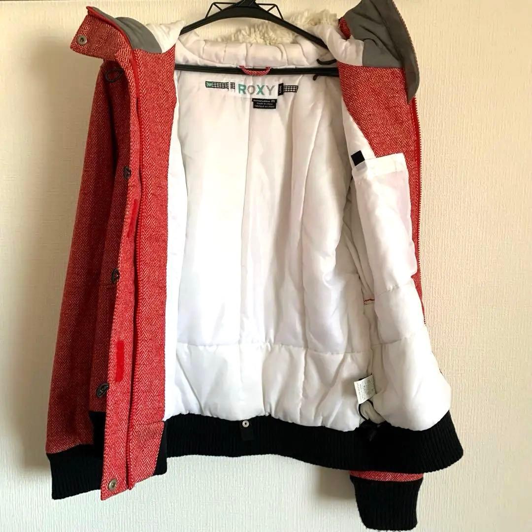 ロキシー　美品スノーウェアMサイズ　赤ツイード風　白ボアフード