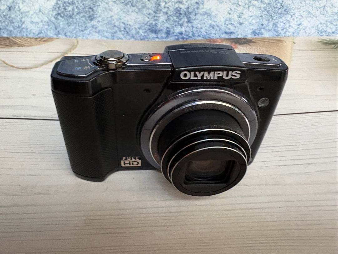 オリンパスのデジタルカメラ、OLYMPUS SZ-20(レ65)