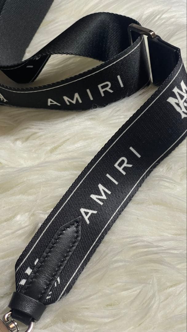 AMIRI ワープ モノグラム キャンバス カメラ クロスボディバッグ