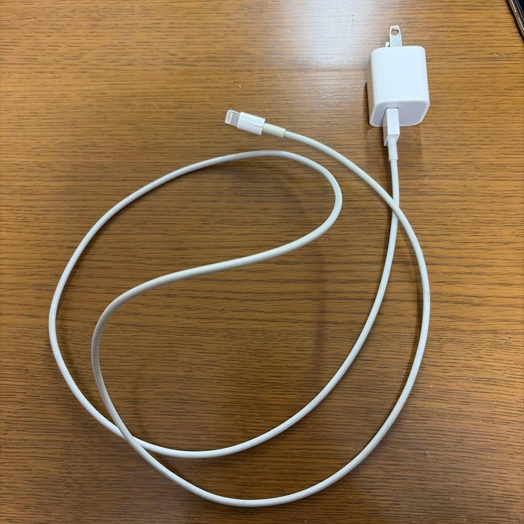 【美品】iPhone X 64GB バッテリー82%