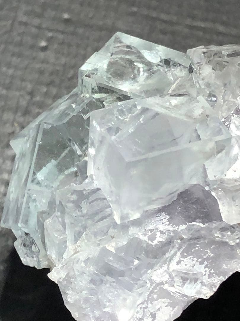 レア　✳ ガラス様な　薄いグリーン　透明感拔群　フローライト 蛍石