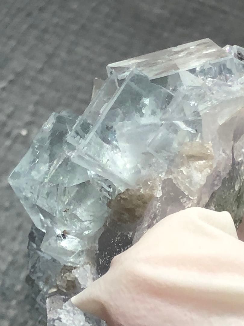 レア　✳ ガラス様な　薄いグリーン　透明感拔群　フローライト 蛍石