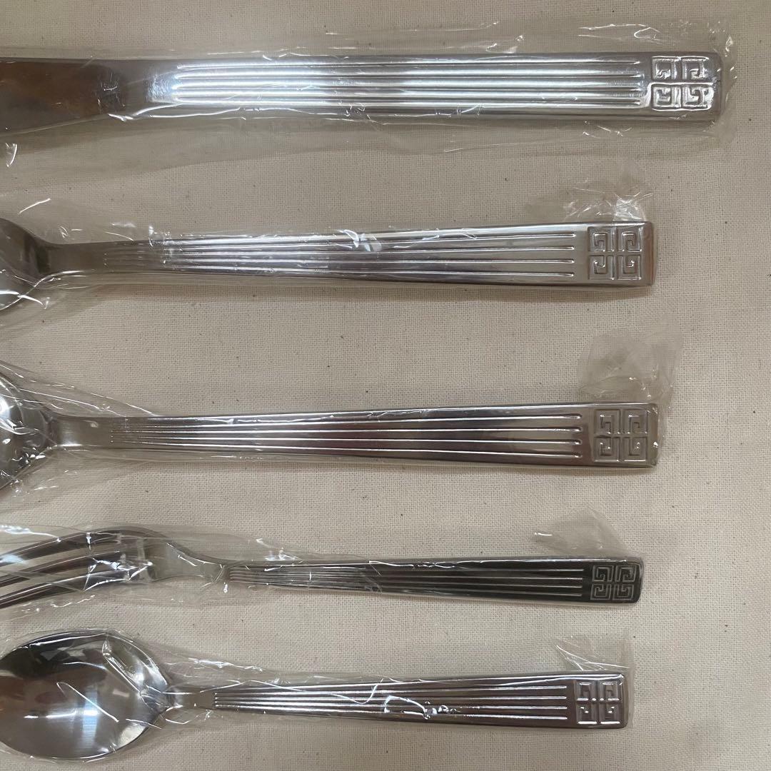 Sachi-Sachi新品未使用 GIVENCHY カトラリーセット25点