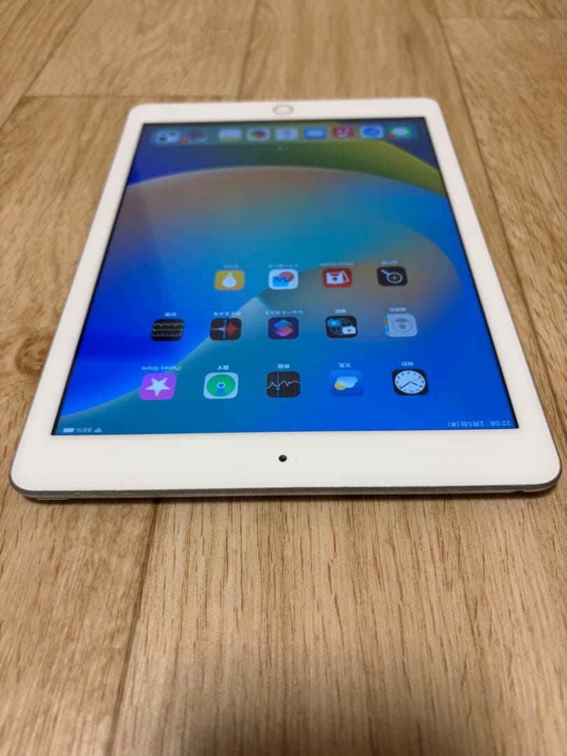 Apple iPad 第5世代　128GB