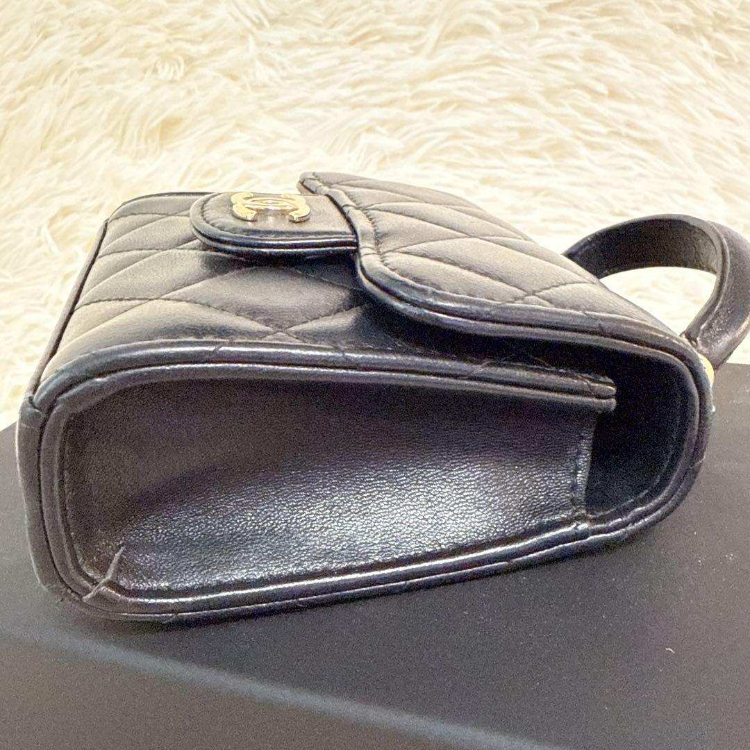 CHANEL クラッチ　ショルダー　ミニ　マトラッセ　バッグ