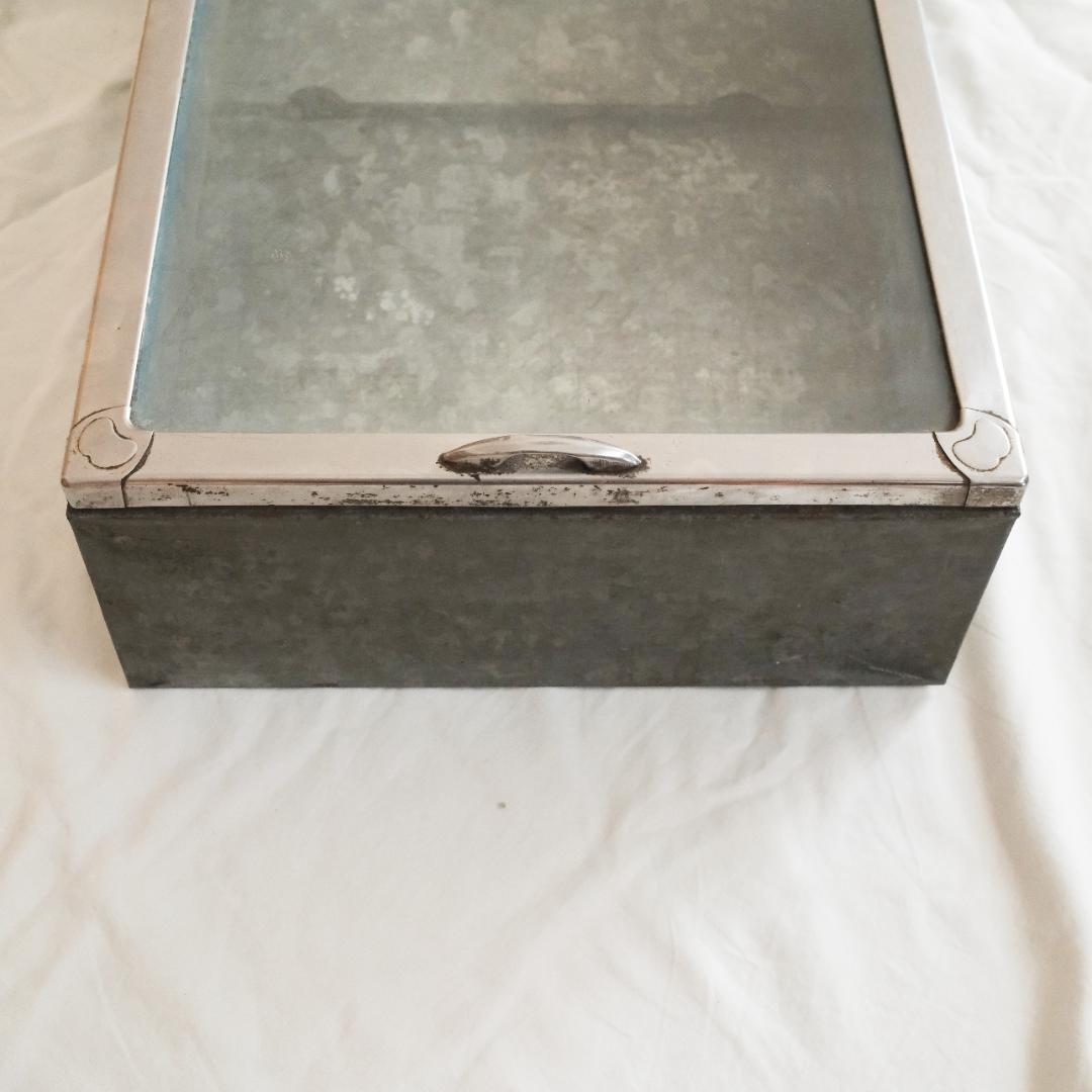 【アンティーク】ガラスケース