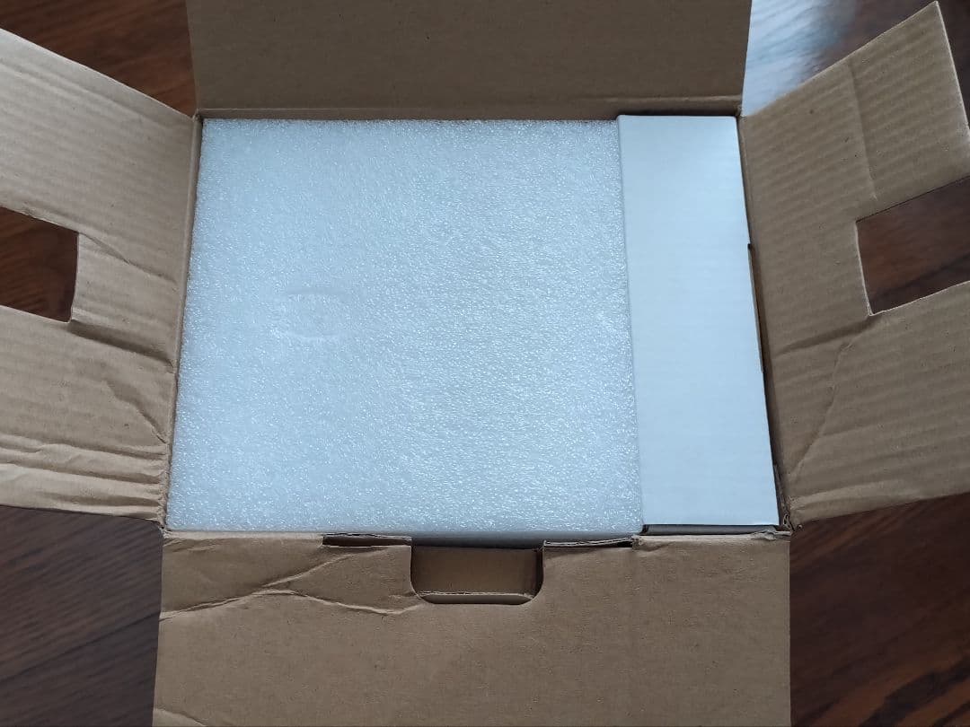 yowhick 1080P スマートプロジェクター W33　プロジェクター　美品