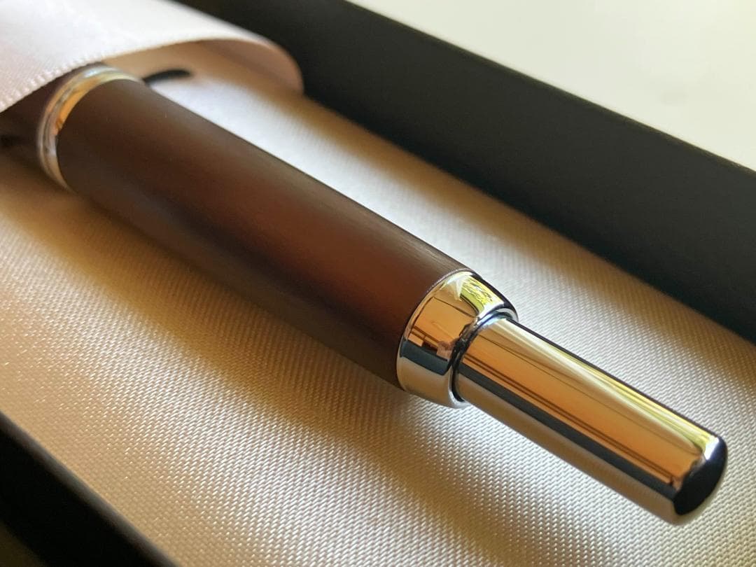 PILOT キャップレス デシモ 20カラーズ ブラウン 中字 万年筆