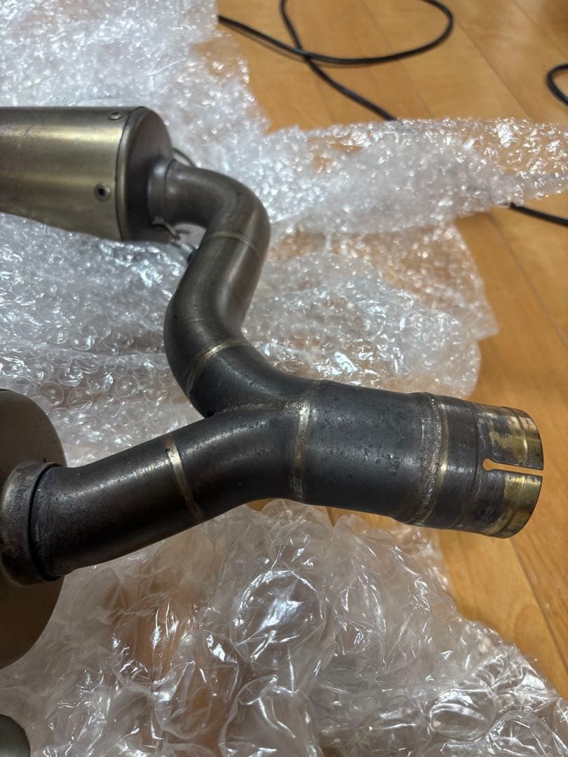 Akrapovic gsr400 gsr600用マフラー