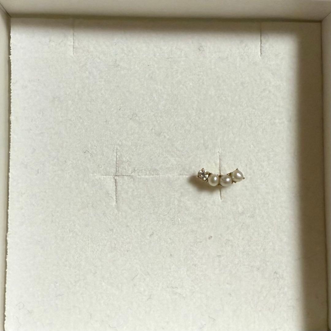 AHKAH スノーペレッツ　ピアス