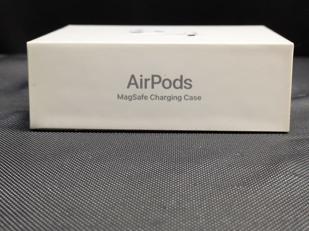 Apple AirPods第3世代 純正品 ワイヤレスイヤホン　M2655
