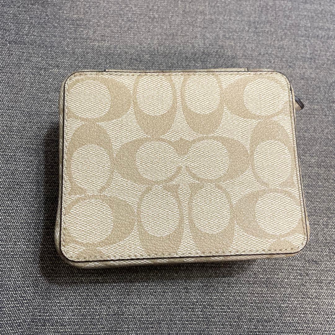 コーチ　ジュエリーボックス