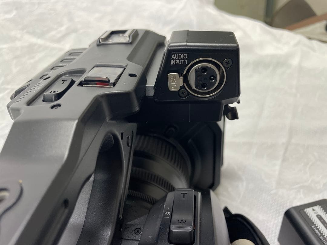 【超美品】Panasonic HC-X2 4Kビデオカメラ（おまけ付き）