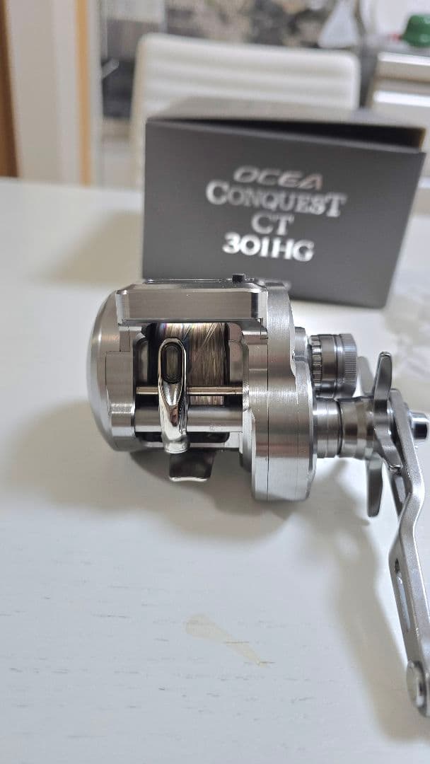 SHIMANO OCEA CONQUEST CT 301HG ベイトリール