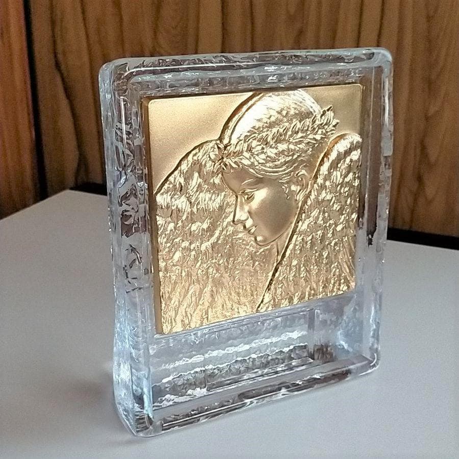 新品・ガラス製の表彰盾「女神」