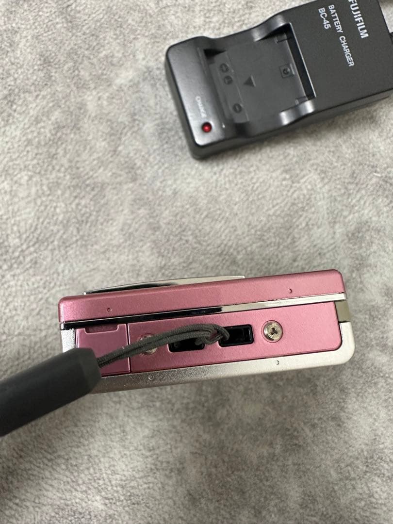 FUJIFILM FinePix Z250fd ピンク