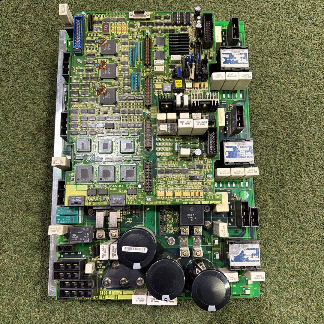 Fanuc A20B-2002-0713/08D サーボドライブ