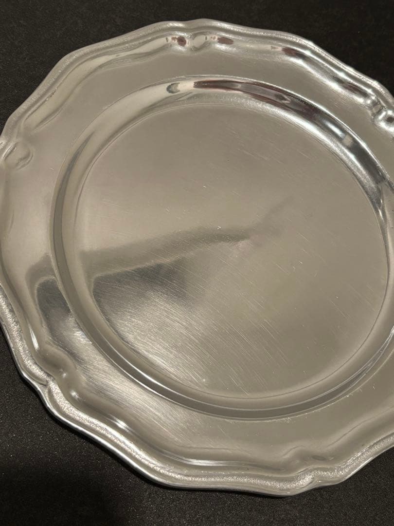 Wilton Arle 皿ピューター花リムアメリカンビンテージ　シルバー