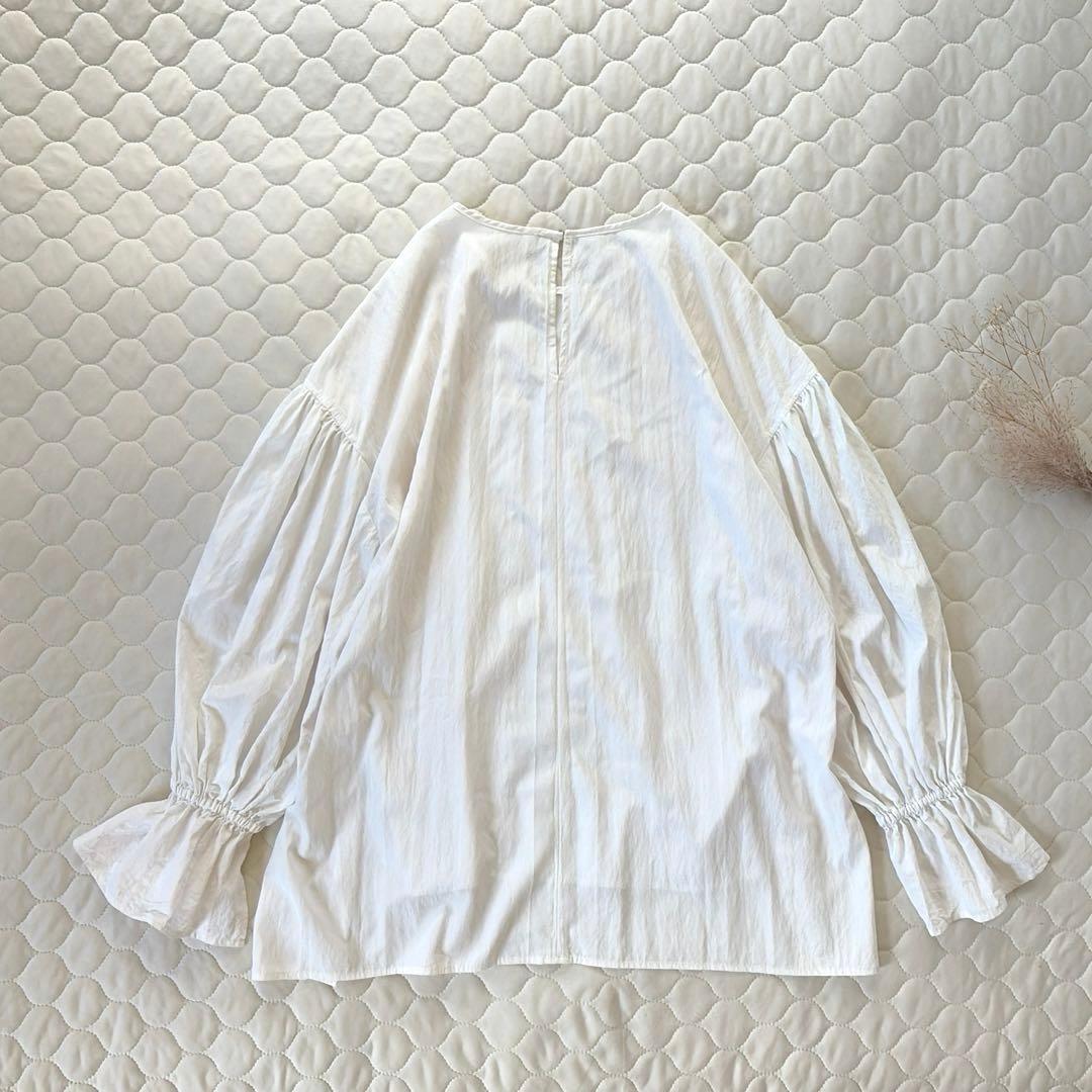 【美品】BEARDSLEY✴︎LIVETART ギャザーカフスシャツ　ホワイト