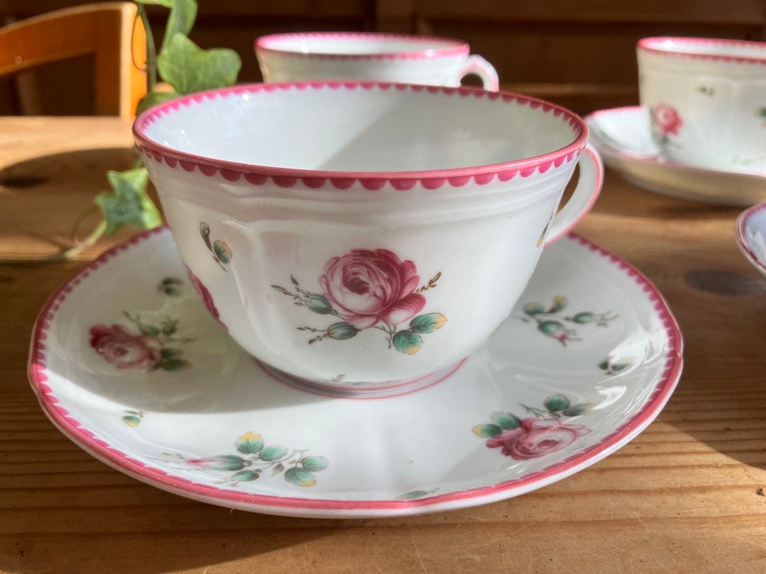 ジノリ　アンティコアンティークローズ　カップアンドソーサー×4