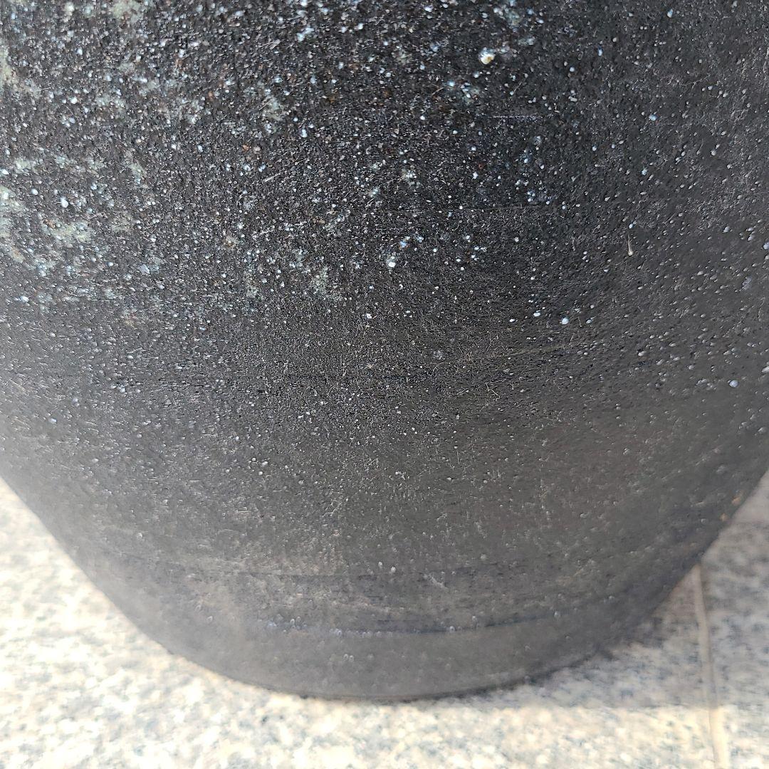 信楽焼傘立て  変形大壷  高さ４６cm