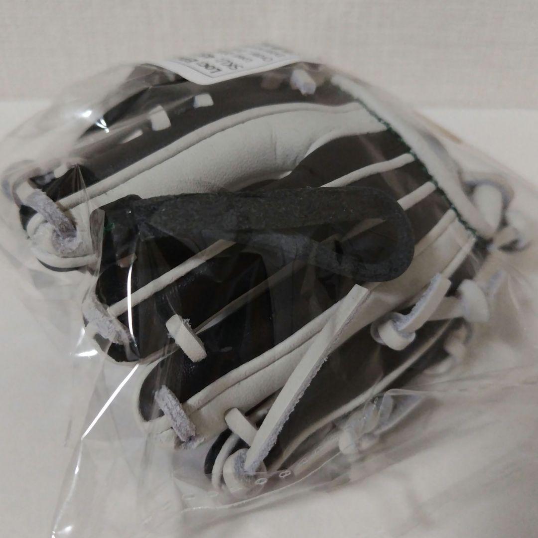 読売ジャイアンツ　吉川尚輝　2025 誕生祭　記念　ミニチュアグラブ