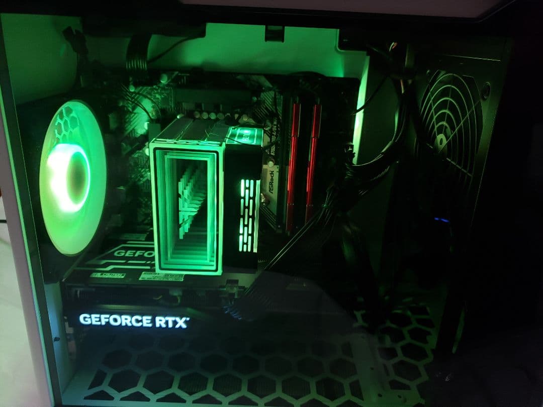 自作ゲーミングディスクトップPC