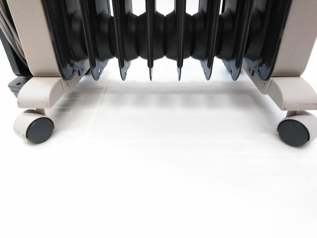 デロンギオイルヒーター ヴェルティカルド RHJ21F0812-GY★