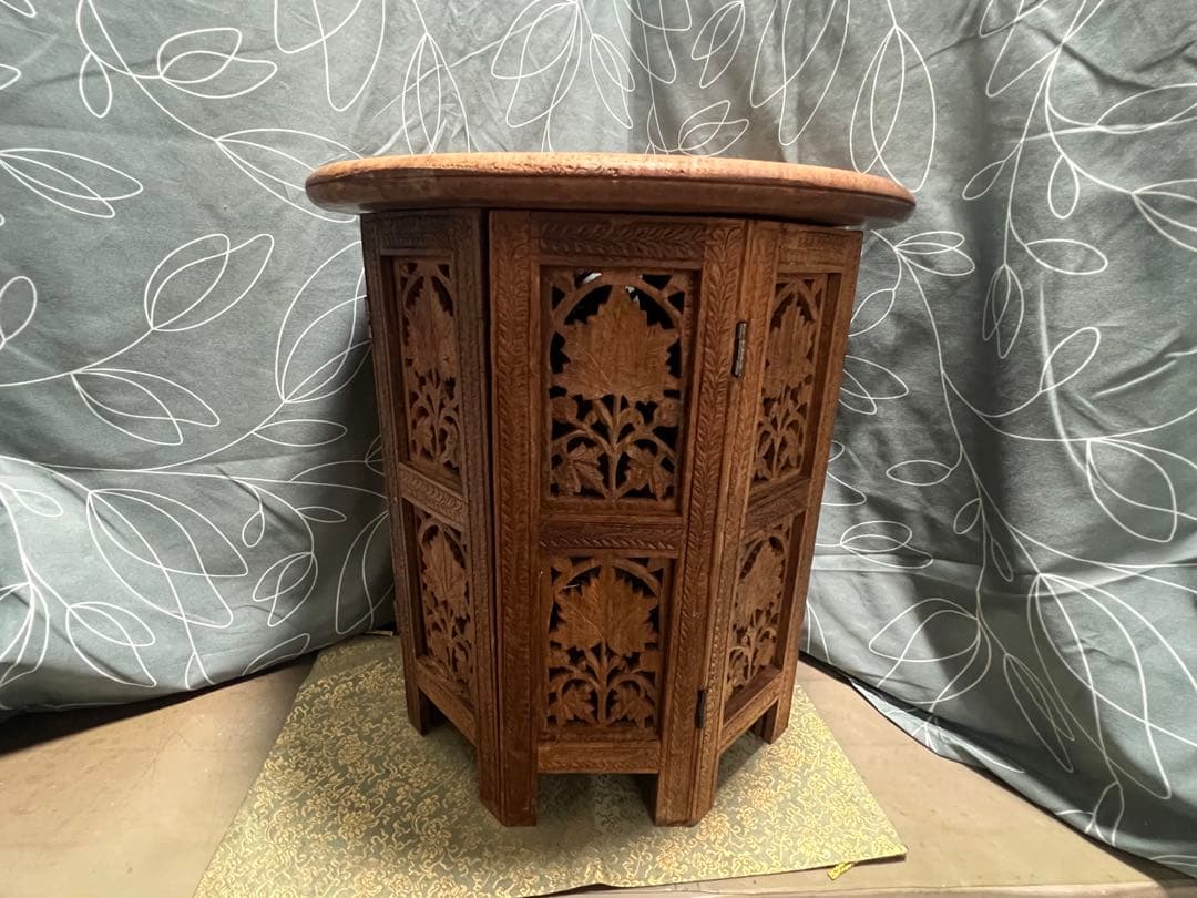 シーシャムウッド？ サイドテーブル 置き台 彫刻