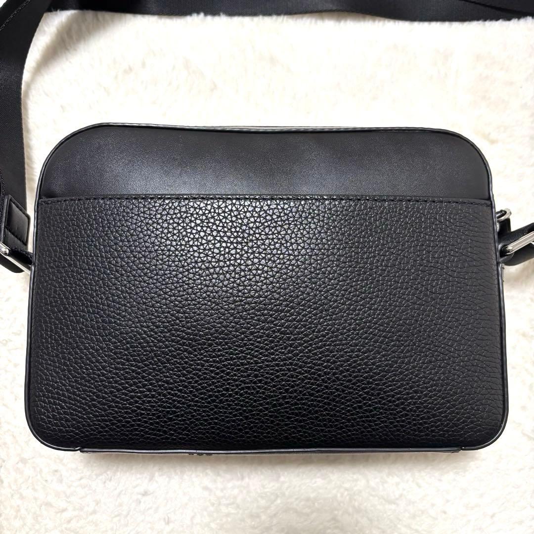 美品 マイケルコース レザー カメラバッグ ショルダーバッグ シボ革 ブラック