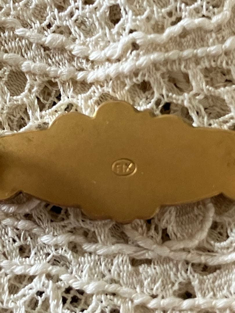 フランスアンティーク ヤドリギ べべちゃん ブローチ　クリスマス