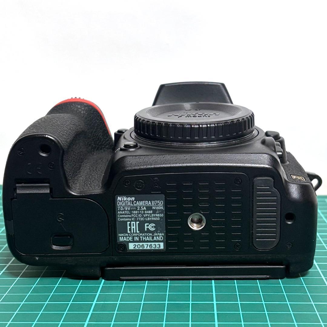 Nikon D750 デジタル一眼レフカメラ ボディ 本体のみ