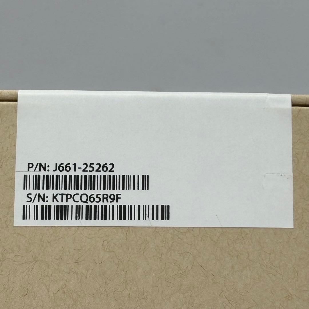 新品・未開封（Apple交換品）iPhone SE3 128GB RED