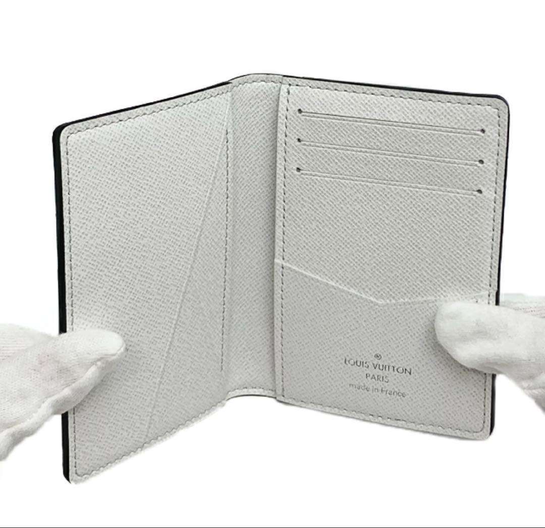 vuitton 名刺入れ