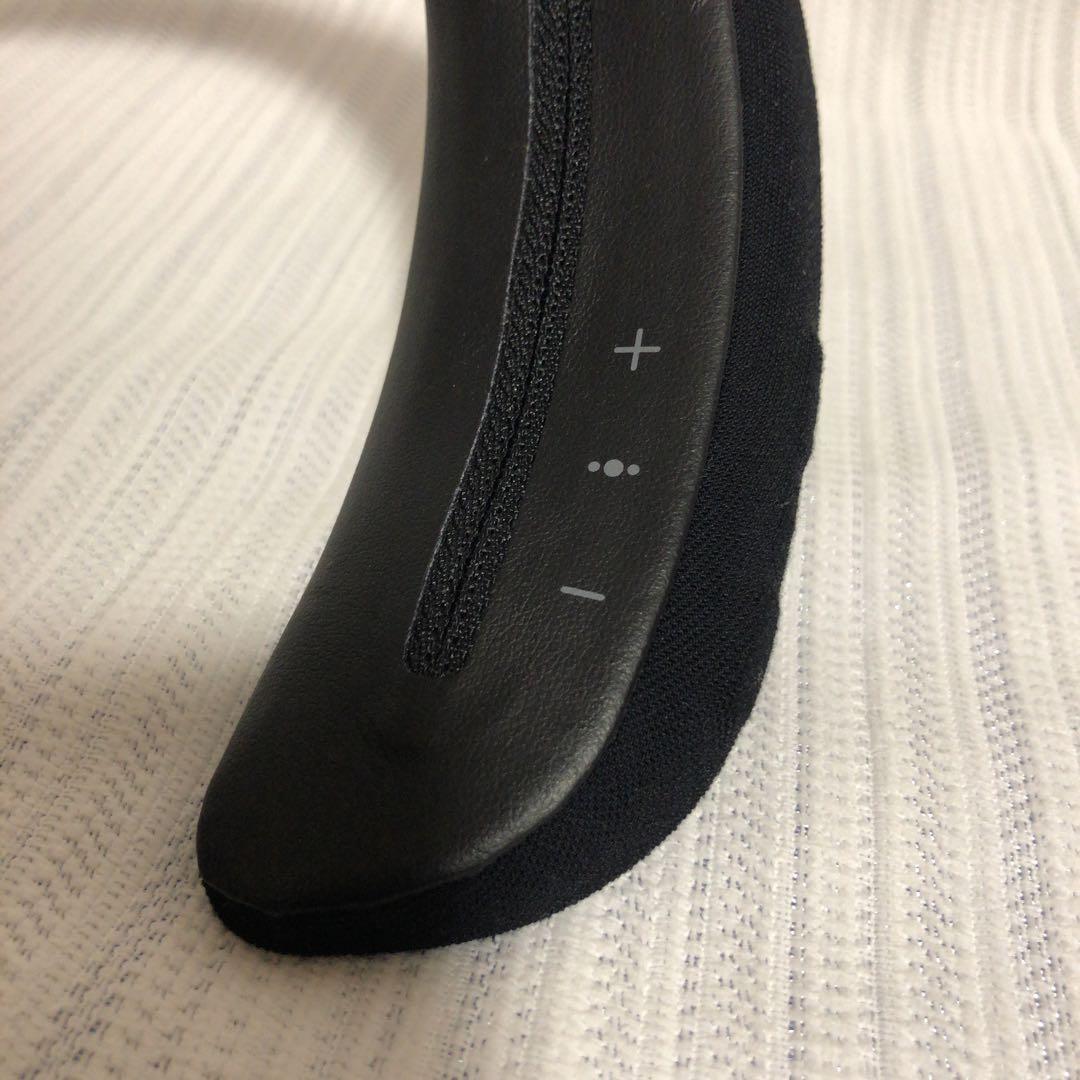 試着のみ□BOSE ボーズ　Soundwear サウンドウェアーネックスピーカー