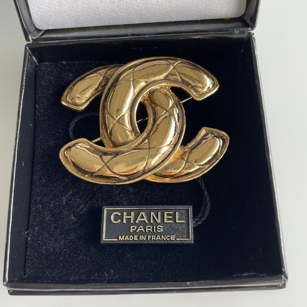 CHANEL シャネル CC ロゴブローチ GP