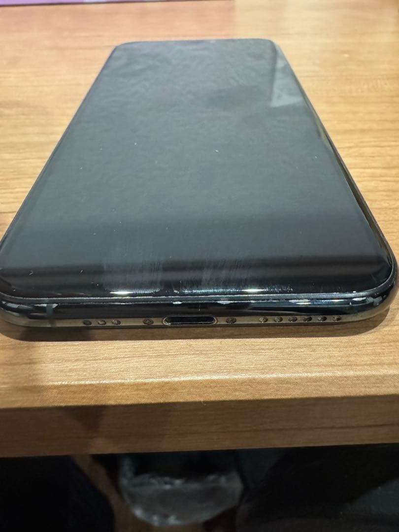 Apple iPhone 11 Pro64GBミッドナイトグリーン　SIMフリー