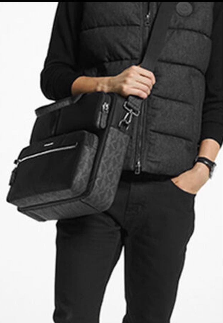 本日限り‼️タグ付き・新品❗️MICHAEL KORS ブラック ビジネスバッグ