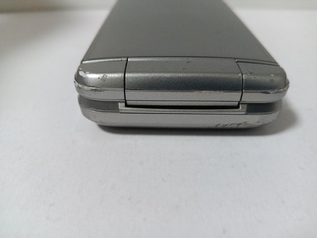 ☆ SoftBank DIGNO ケータイ4 A202KC シルバー