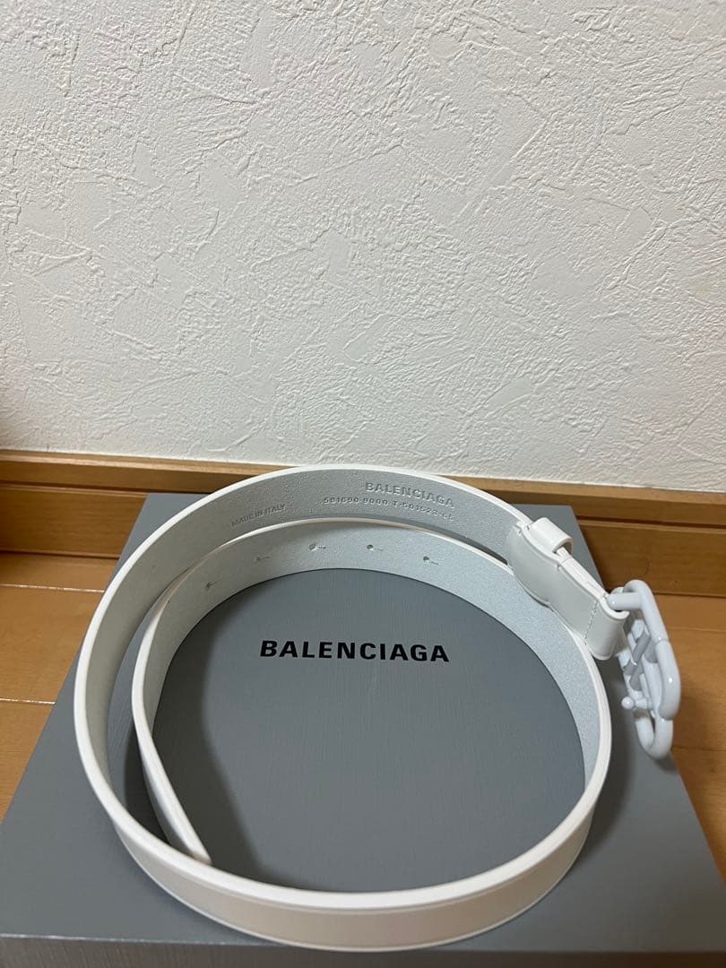 BALENCIAGA ホワイトレザーベルト