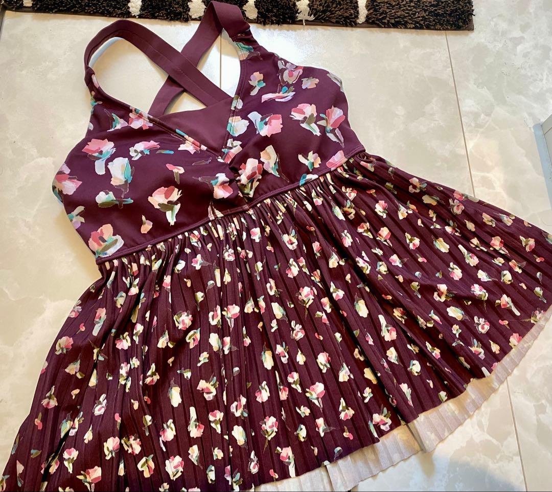 スカーラsukala ローズプリントプリーツ　タンクトップ Mサイズ セット