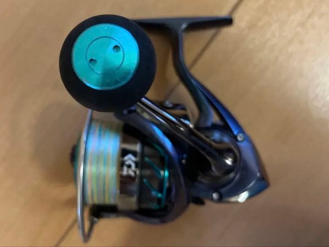 DAIWA エメラルダス　MX 2500P-H スピニングリール