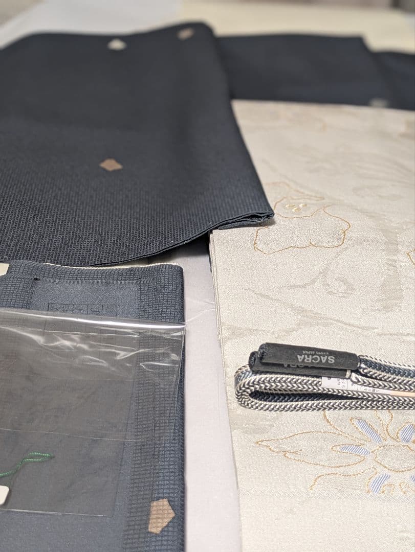 正絹蒔糊大粒小紋名品伊と幸